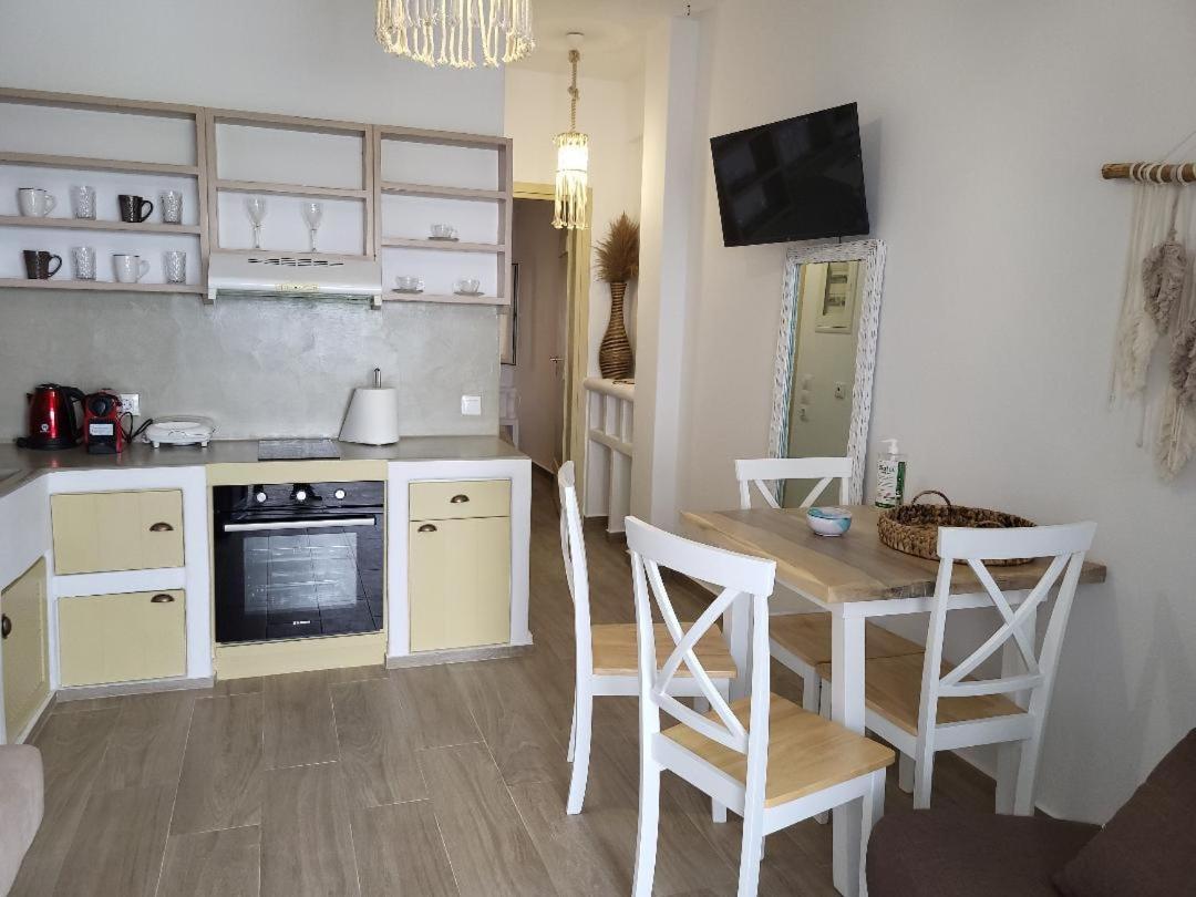 Hébergement de vacances Lareroom 3 σπίτι μπροστά στη παραλία με μικρή πισίνα *